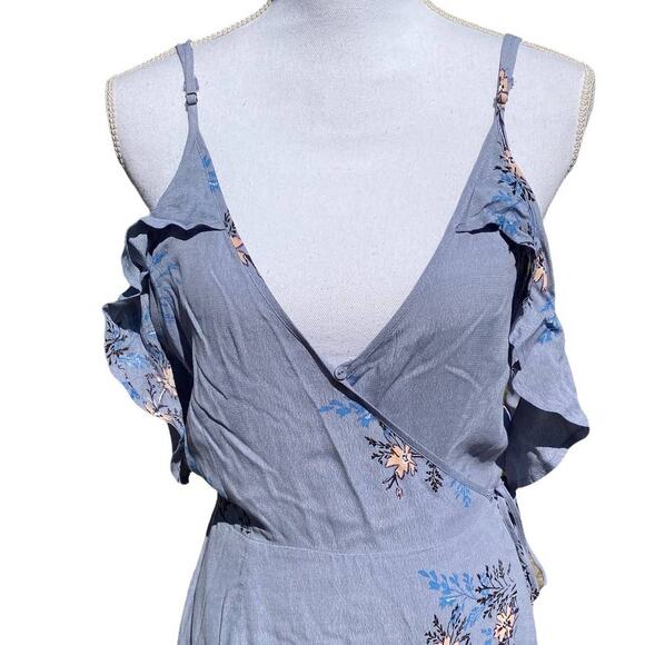 ASTR Gwyn Maxi Wrap Dress Blue Floral Women's Large ACDR94222 - Picture 7 of 15